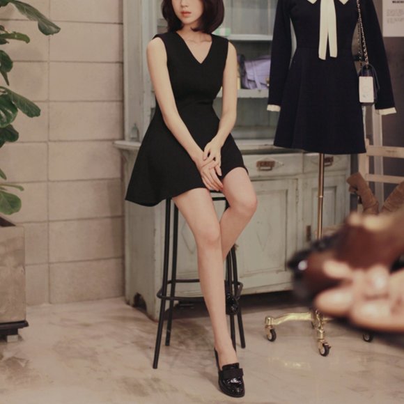 Black Patent Leather Bow Loafers - US 6 - Handcrafted - Picture 3 of 6